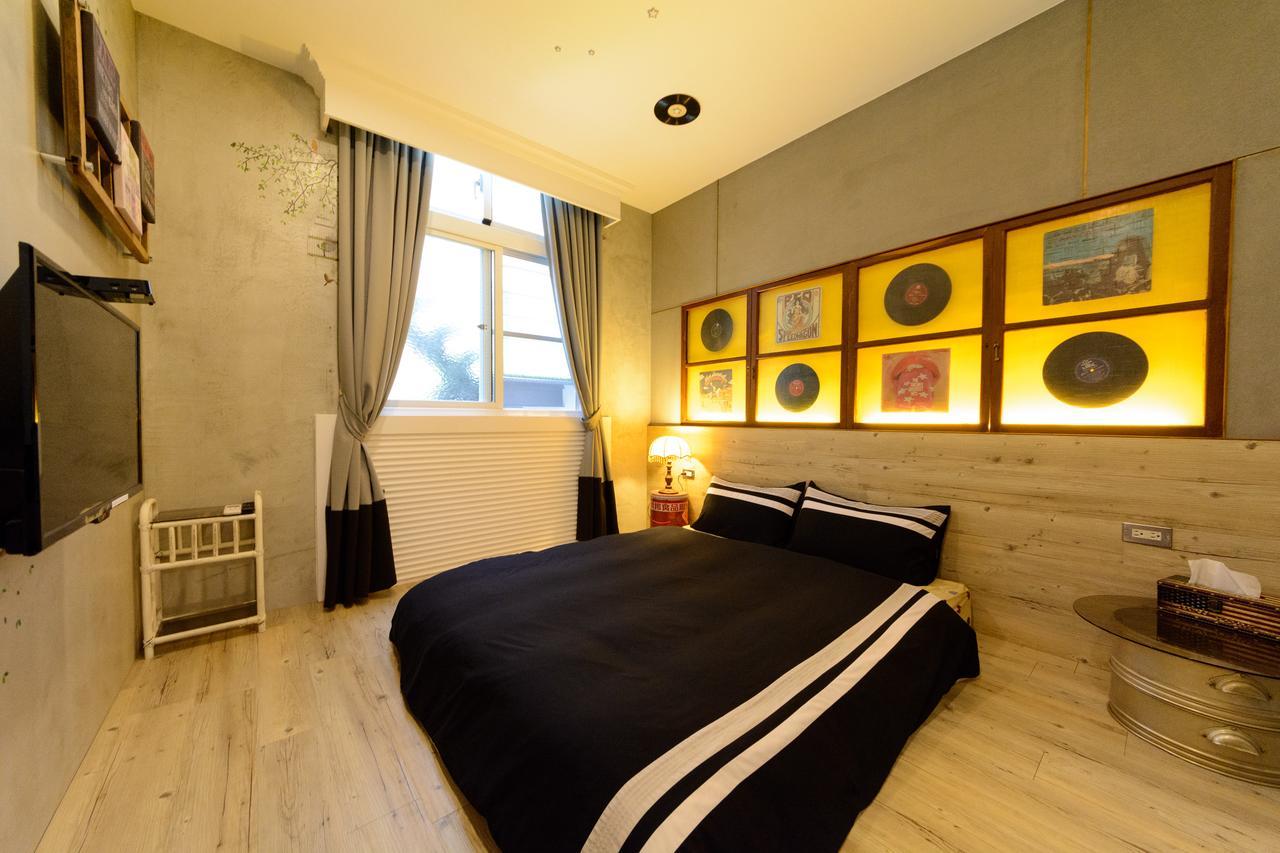 Dearhouse Lägenhet Tainan Exteriör bild